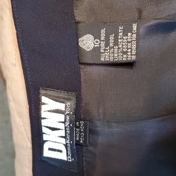 EUC DKNY Wool Skirt - Navy Blue - Picture 8 of 10